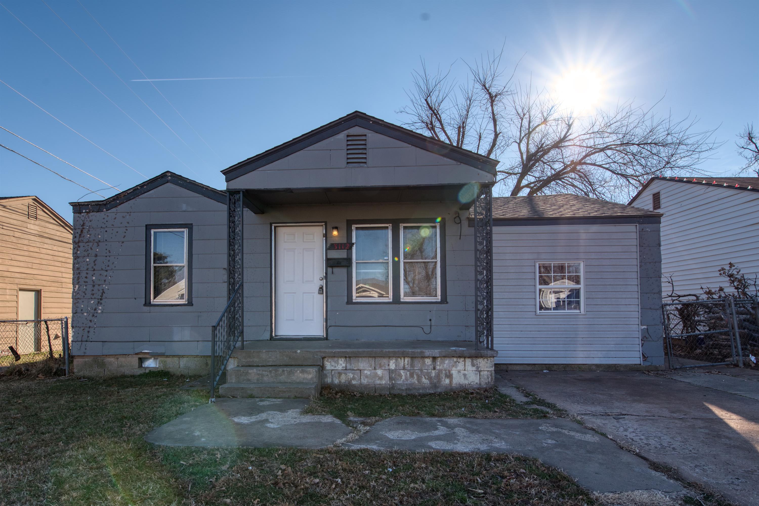 3112 Cashion PL